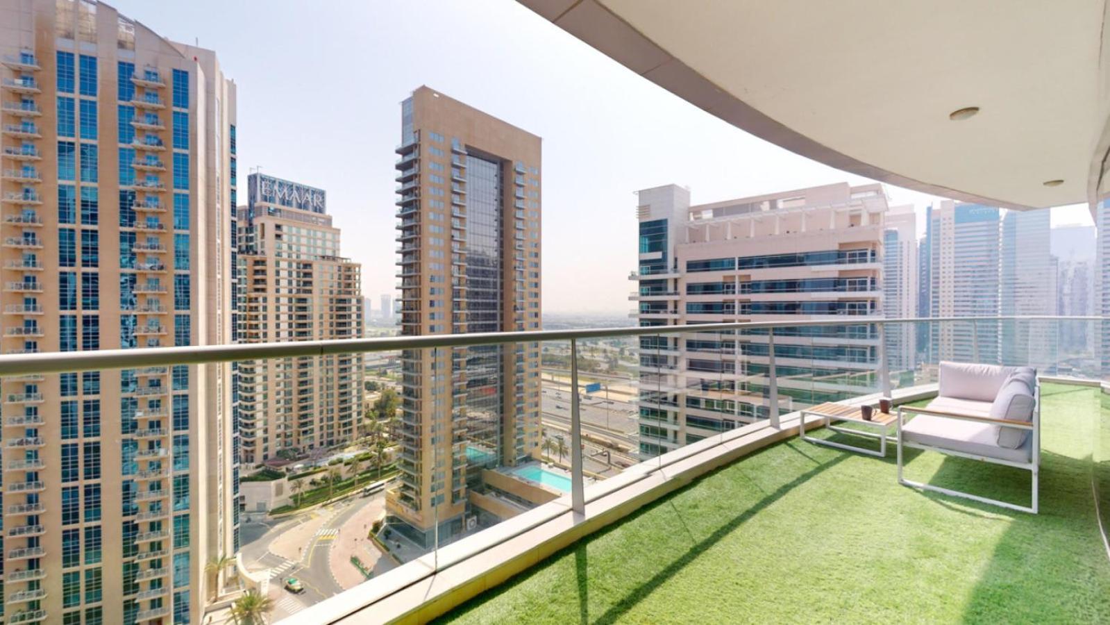 Marinascape Oceanic - Luxurious Two Bedroom Apartment *