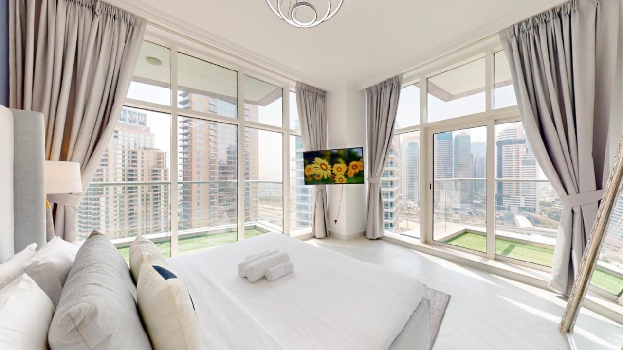 Apartment Marinascape Oceanic - Luxurious Two Bedroom *