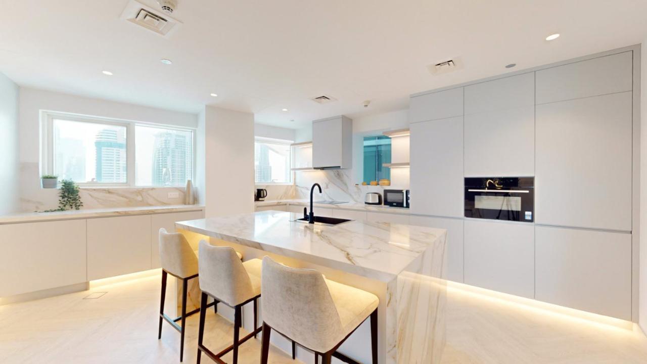 Marinascape Oceanic - Luxurious Two Bedroom * Dubai
